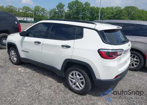 2018 Jeep Compass из США, поврежденный, VIN 3C4NJCAB0JT124679